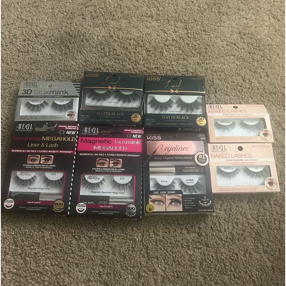 Variety Pack of Eyelashes